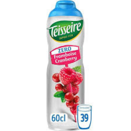 Les parfums incontournables des sirops Teisseire en version sans sucres, sans calories pour retrouver simplement le plaisir des fruits et des plantes.